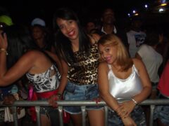 Oktober 10 Anos